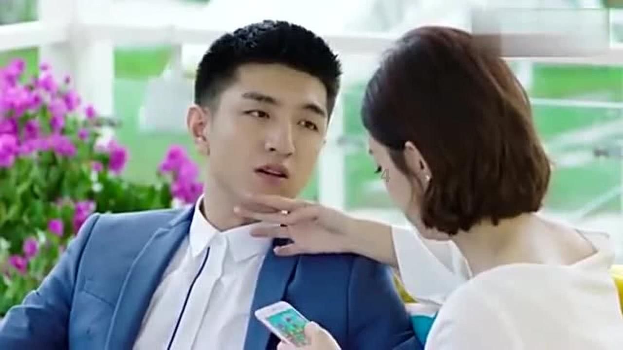iphoneX摔过后屏幕左侧出现亮条，怎么解决？游戏画面